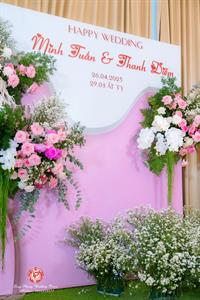 Backdrop Hoa Lụa Thảm Cỏ Xanh 